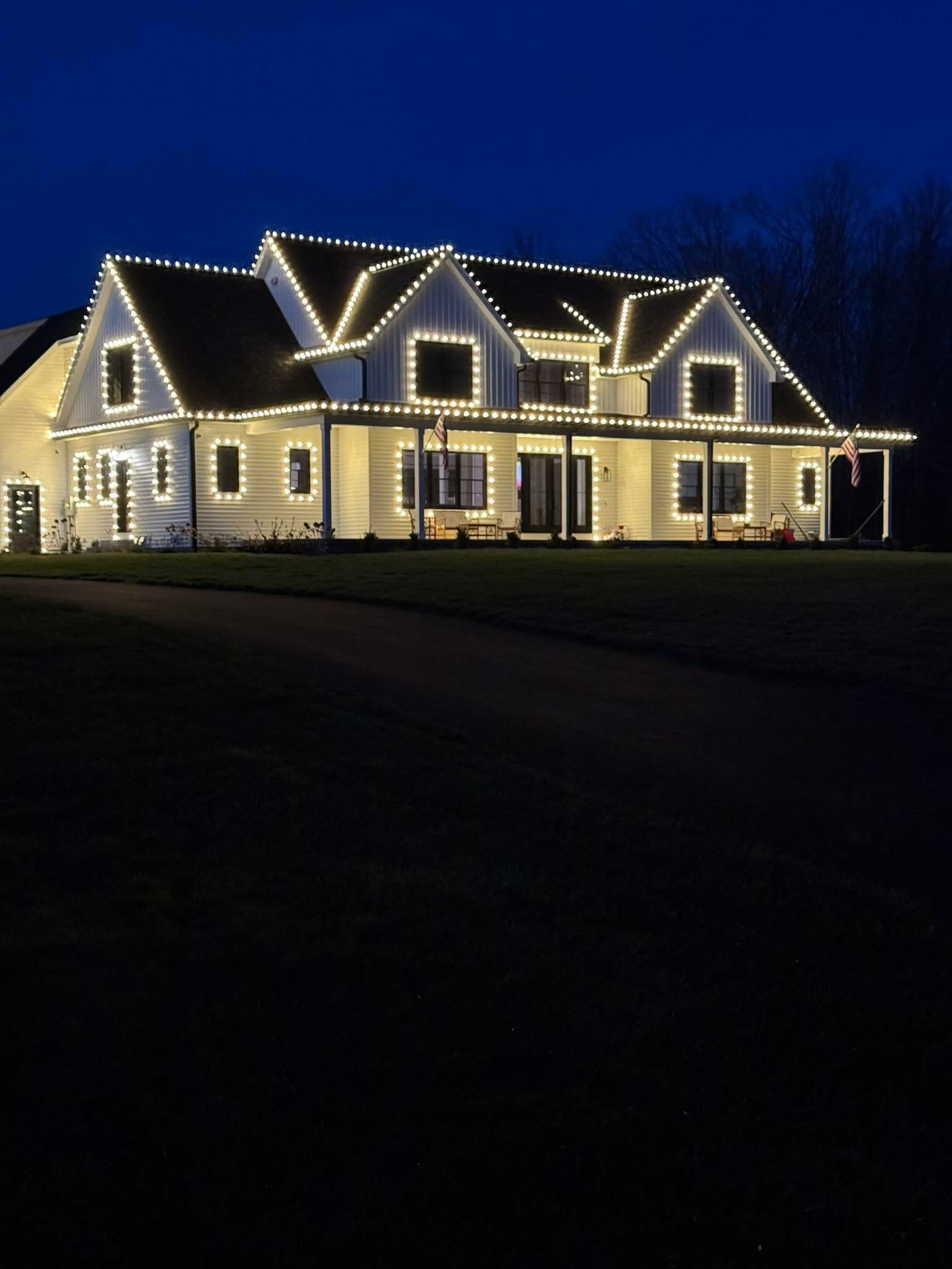 Exterior holiday lighting installation 6