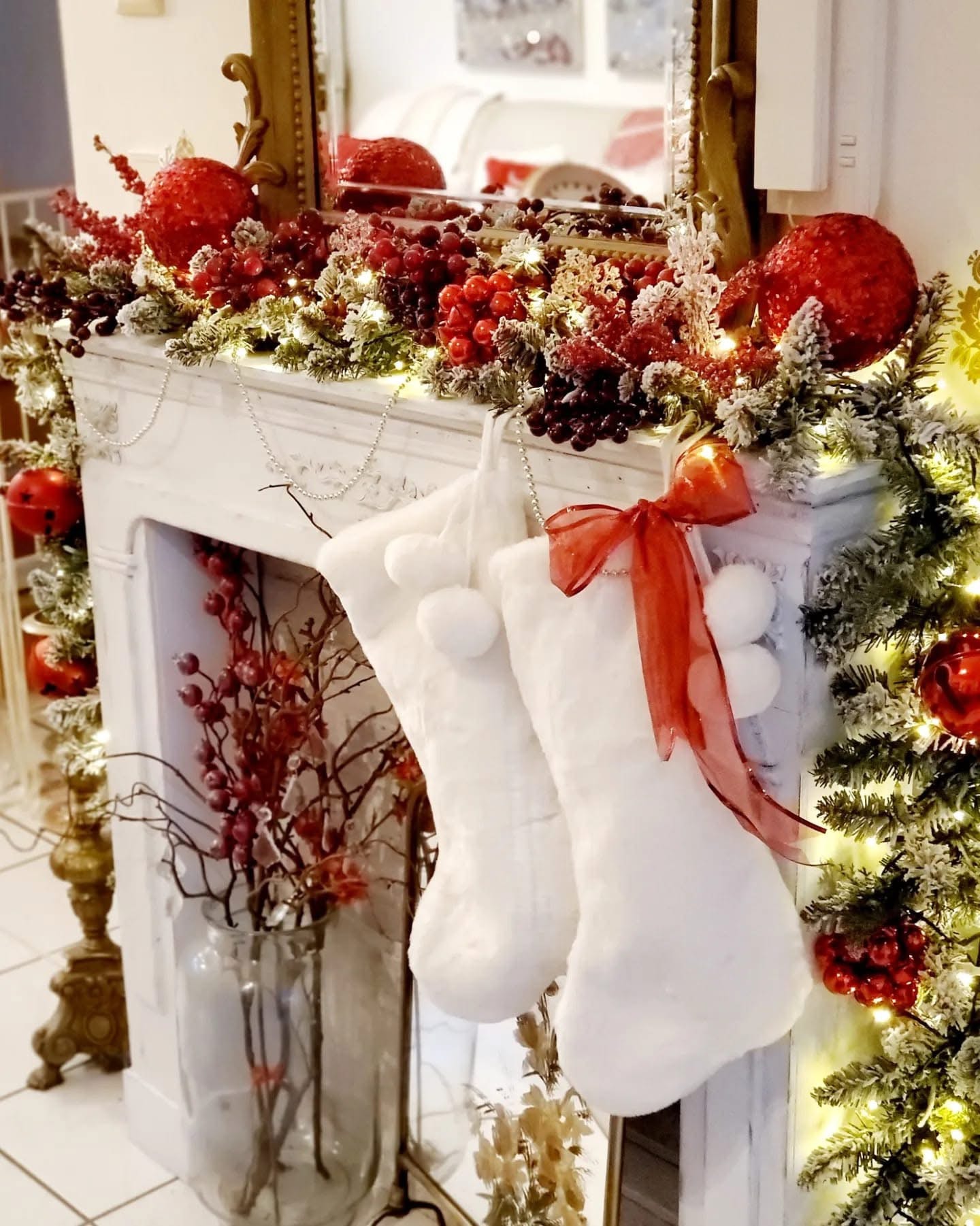 Interior holiday decorating installation 11